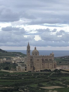 Gharb executive penthouse